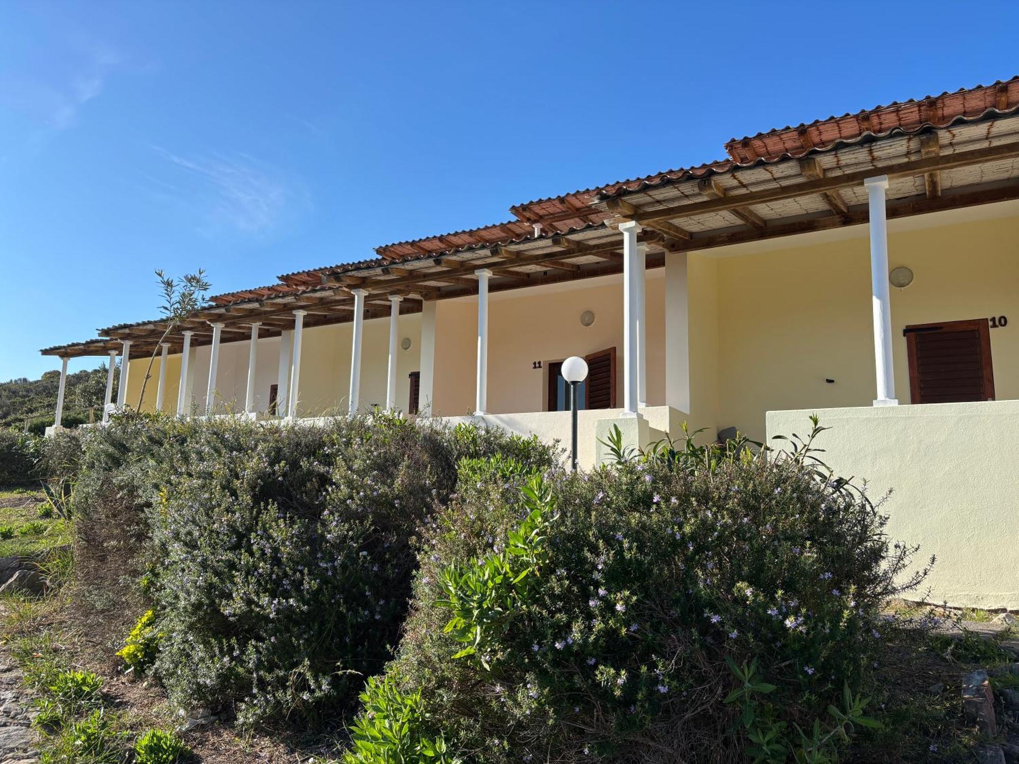 Camping Tonnara Cala Sapone Экстерьер фото